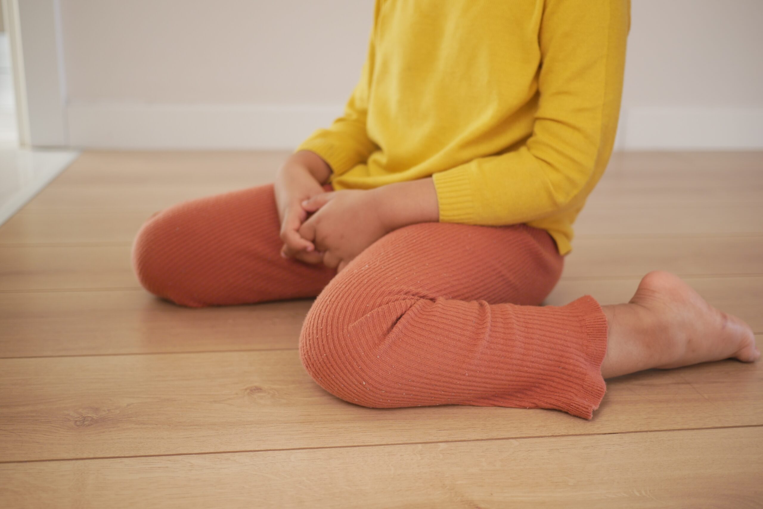 Child sitting in W position during play – understanding W sitting in children